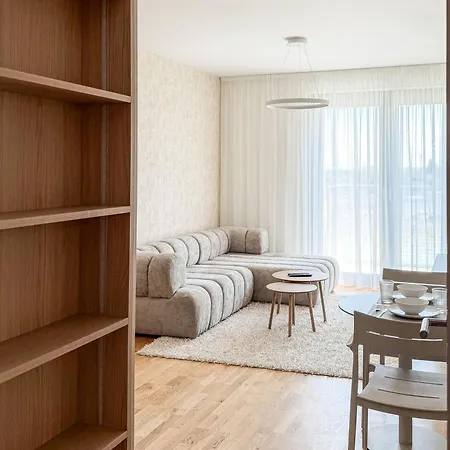 아파트 New Bright 1br Metropolis Downtown Ac Free Parking *