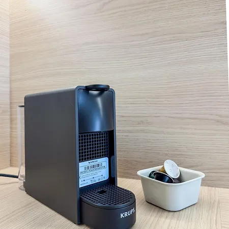 New Bright 1br Metropolis Downtown Ac Free Parking * 브라티슬라바